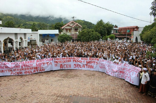 Ribuan Masyarakat Aceh Selatan Deklarasi Memberi Dukungan kepada MPTT-I