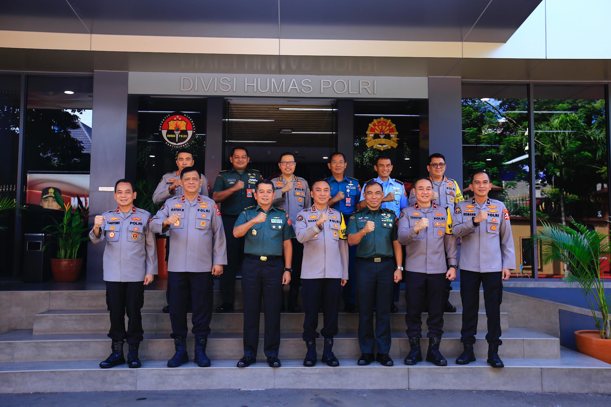 Kadiv Humas Polri Sambut Kunjungan Kapuspen TNI, Sinergitas Kunci Hadapi Tantangan
