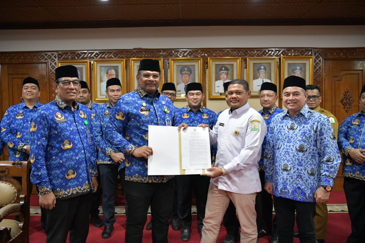 Jamaluddin Resmi Dilantik Sebagai Ketua Badan Reintegrasi Aceh (BRA