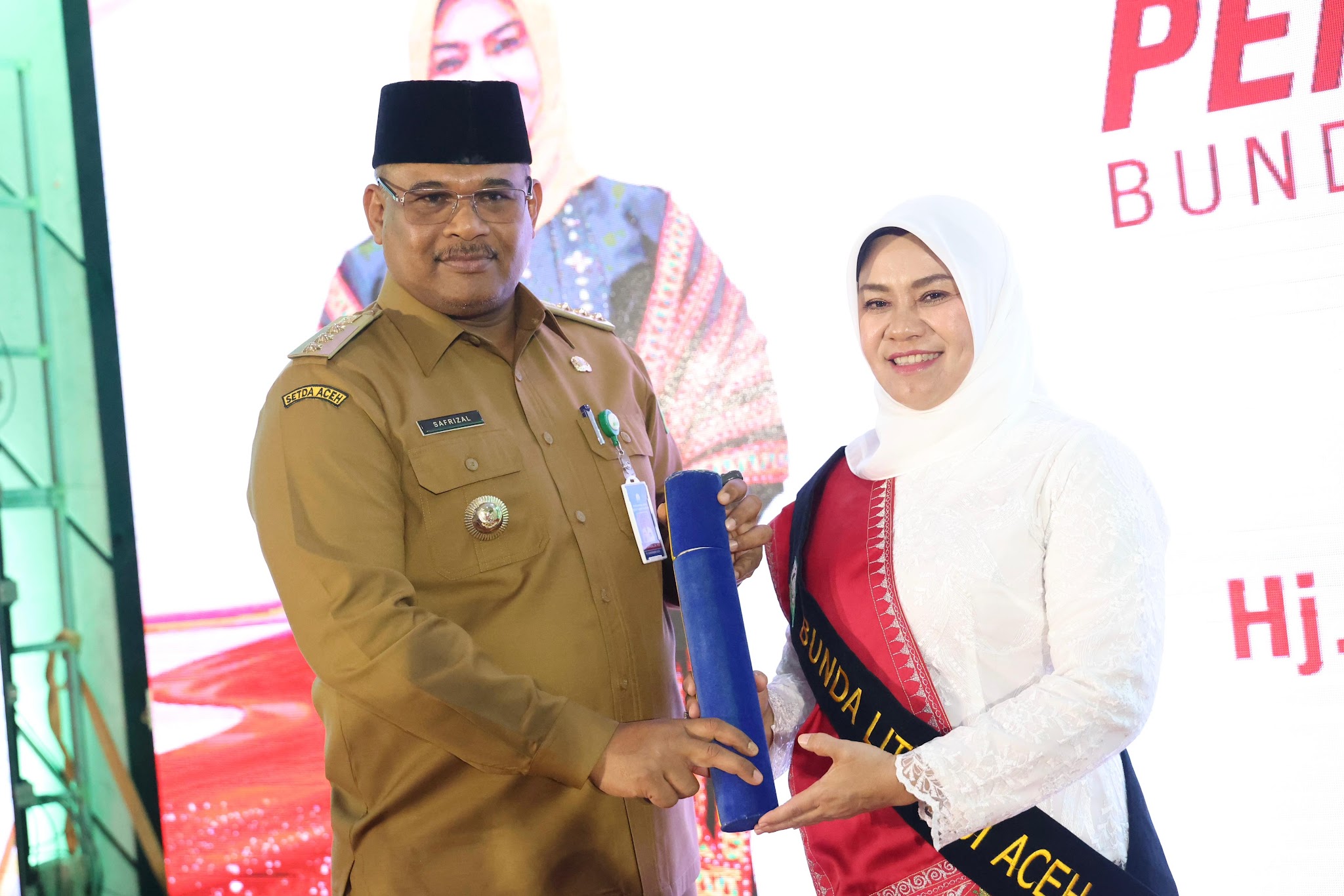Pj Gubernur Aceh Resmikan Bunda Literasi dan Ruang Teater Library untuk Tingkatkan Literasi di Aceh