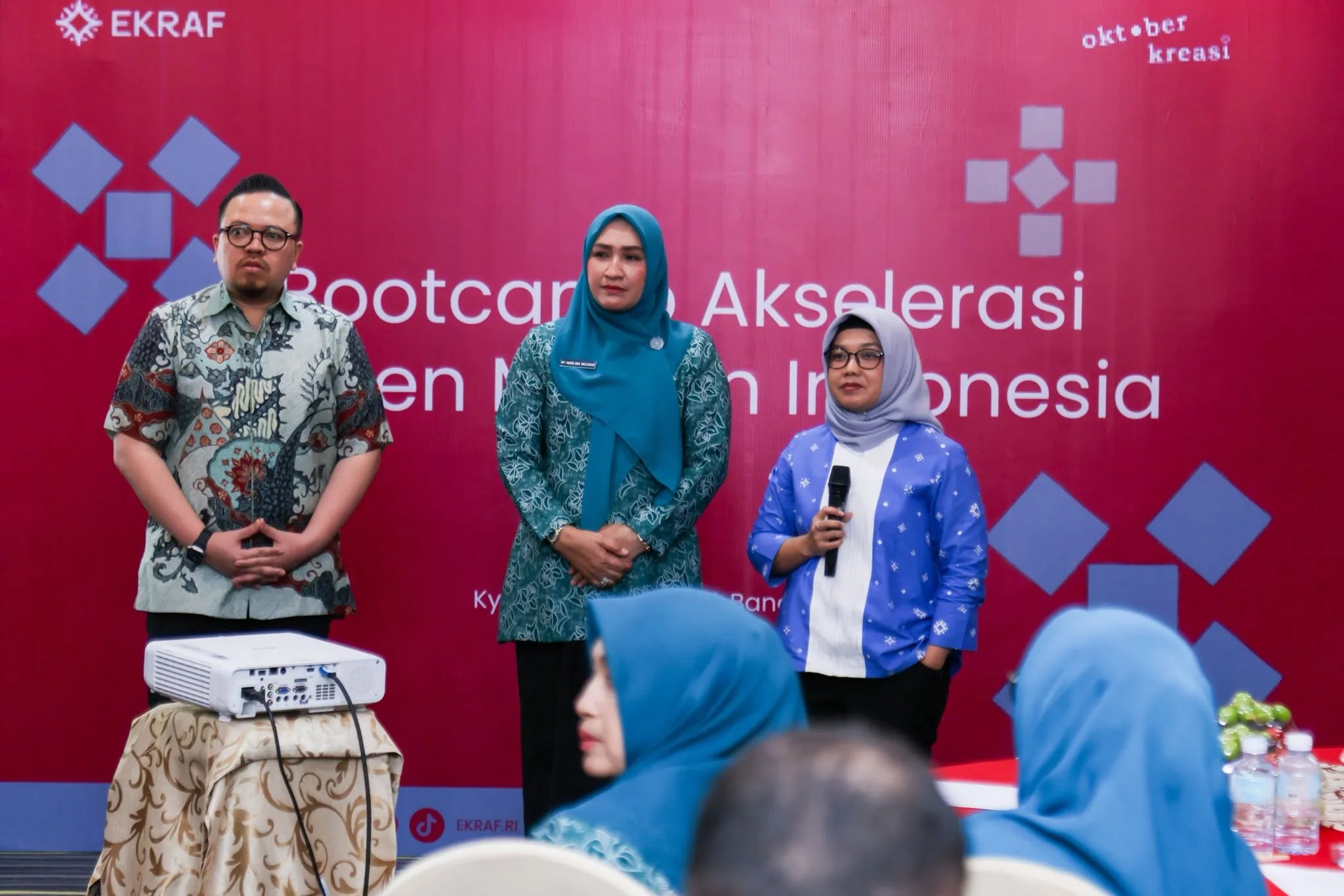 Ketua Dekranasda Ajak Desainer Muda Aceh Kembangkan Fashion Muslim Berbasis Kearifan Lokal