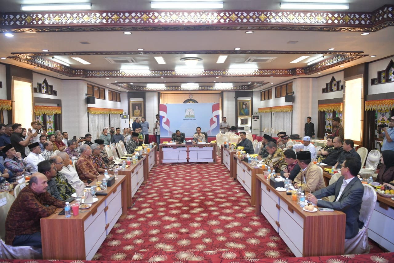 Pemerintah Aceh dan Forbes DPR/DPD Bahas Revisi UUPA dan Dana Otsus