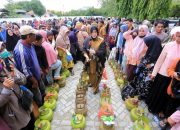 Antrean Panjang LPG 3 Kg di Banda Aceh Tuai Kritik, Kehadiran Wali Kota Dinilai Sekadar Pencitraan