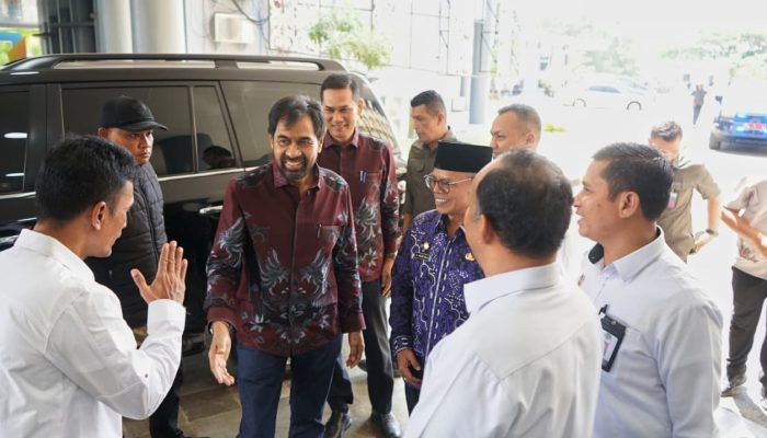 Relaunching AMANAH, Mualem Tekankan Peran Pemuda Aceh