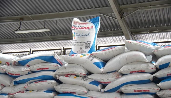 Harga Pupuk Subsidi Dipangkas, Pemerintah Jaga Produksi Pangan