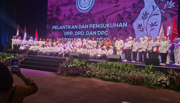 Hashim Djojohadikusumo Resmi Lantik Pengurus Srikandi Jaga Desa se-Indonesia