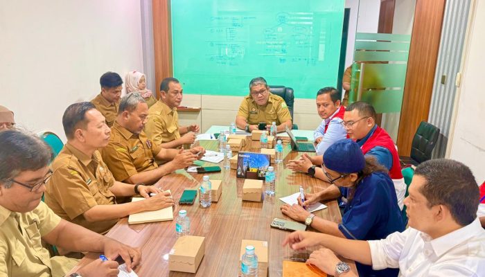 Pemerintah Aceh dan Pertamina Bahas Kelancaran Distribusi BBM Bersubsidi