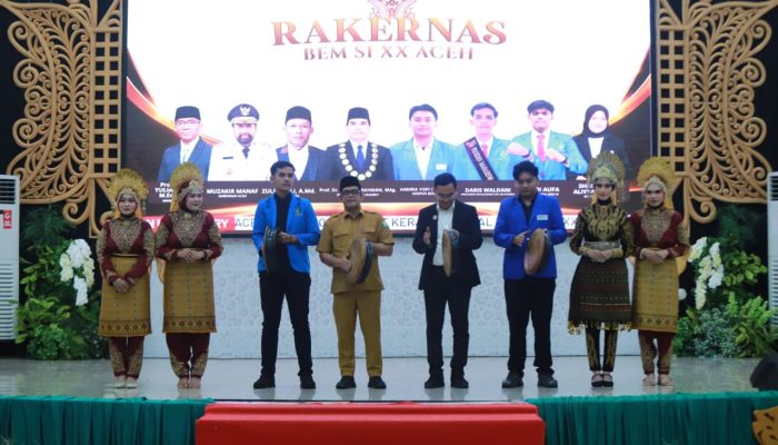 Mualem Ajak Mahasiswa BEM SI Kritis dan Solutif, Pemerintah Aceh Buka Ruang Kolaborasi